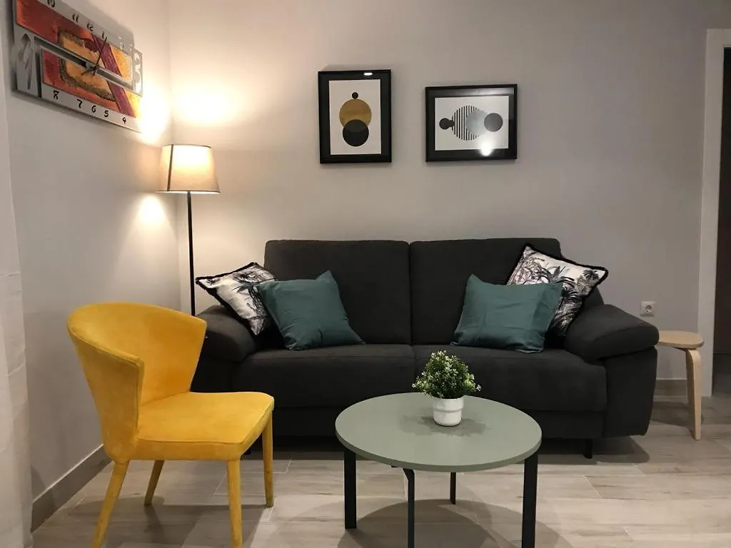 En Triana: Junto San Jacinto Parking Opcional Apartment Seville Spain