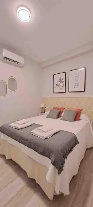 Apartmán En Triana: Junto San Jacinto Parking Opcional Sevilla 0*,